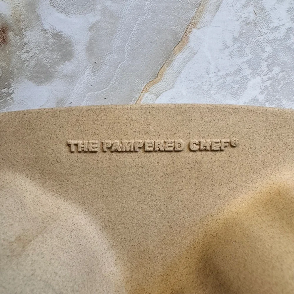 The Pampered Chef Mini Fluted Cake Pan Tan Stoneware Family Heritage USA Made